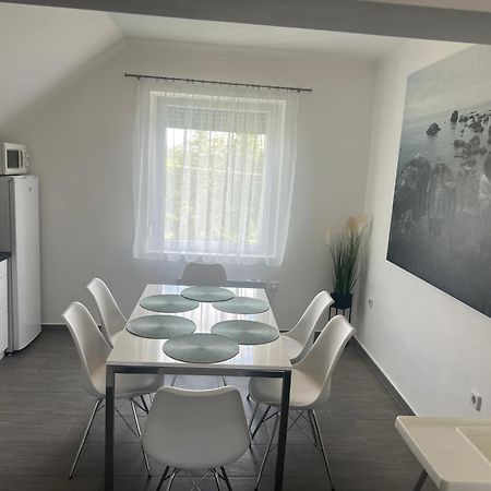 Oliver 22 Apartman Fonyód Екстериор снимка
