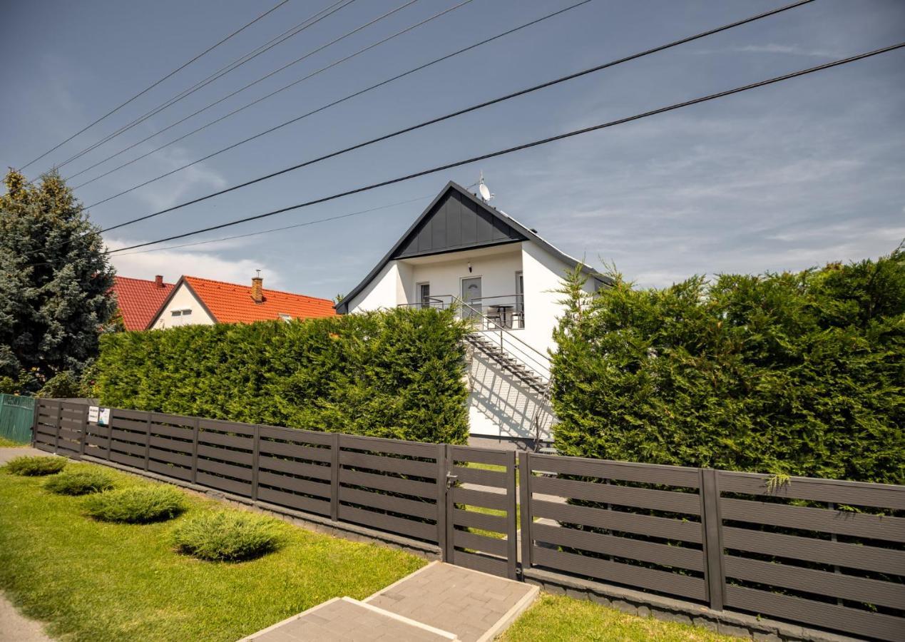 Oliver 22 Apartman Fonyód Екстериор снимка